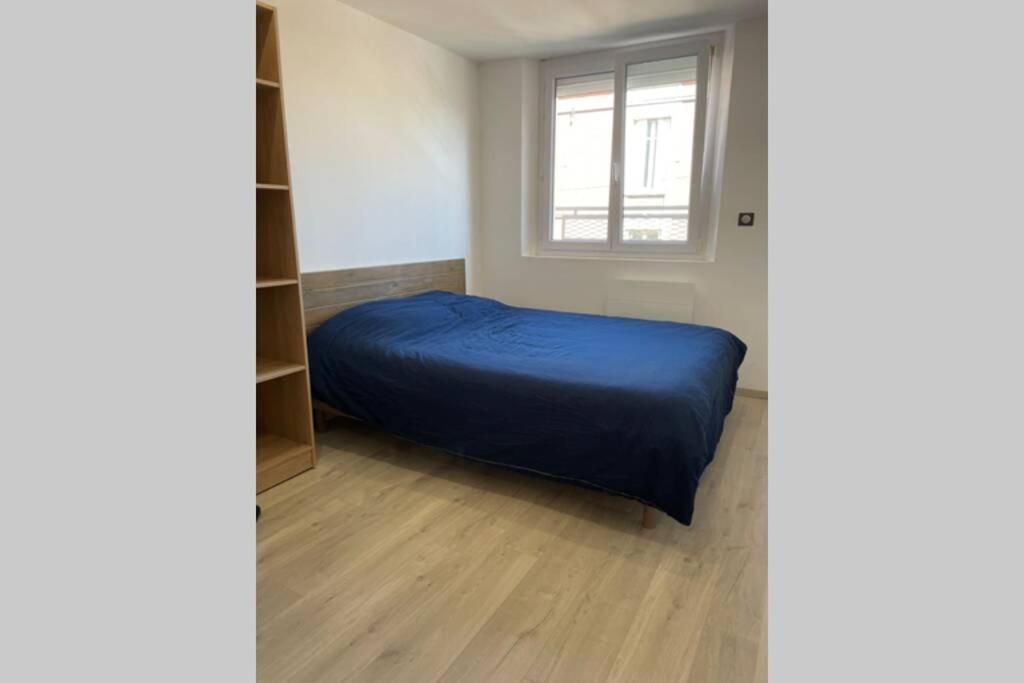 Appartement De Adrien Garage Prive Charleville-Mézières Exterior foto